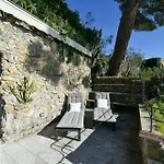 The Stone Pine House - Paraggi Appartement