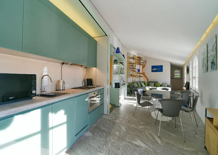 Daire The Stone Pine House - Paraggi *